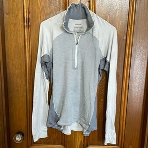Patagonia women’s Merino wool top